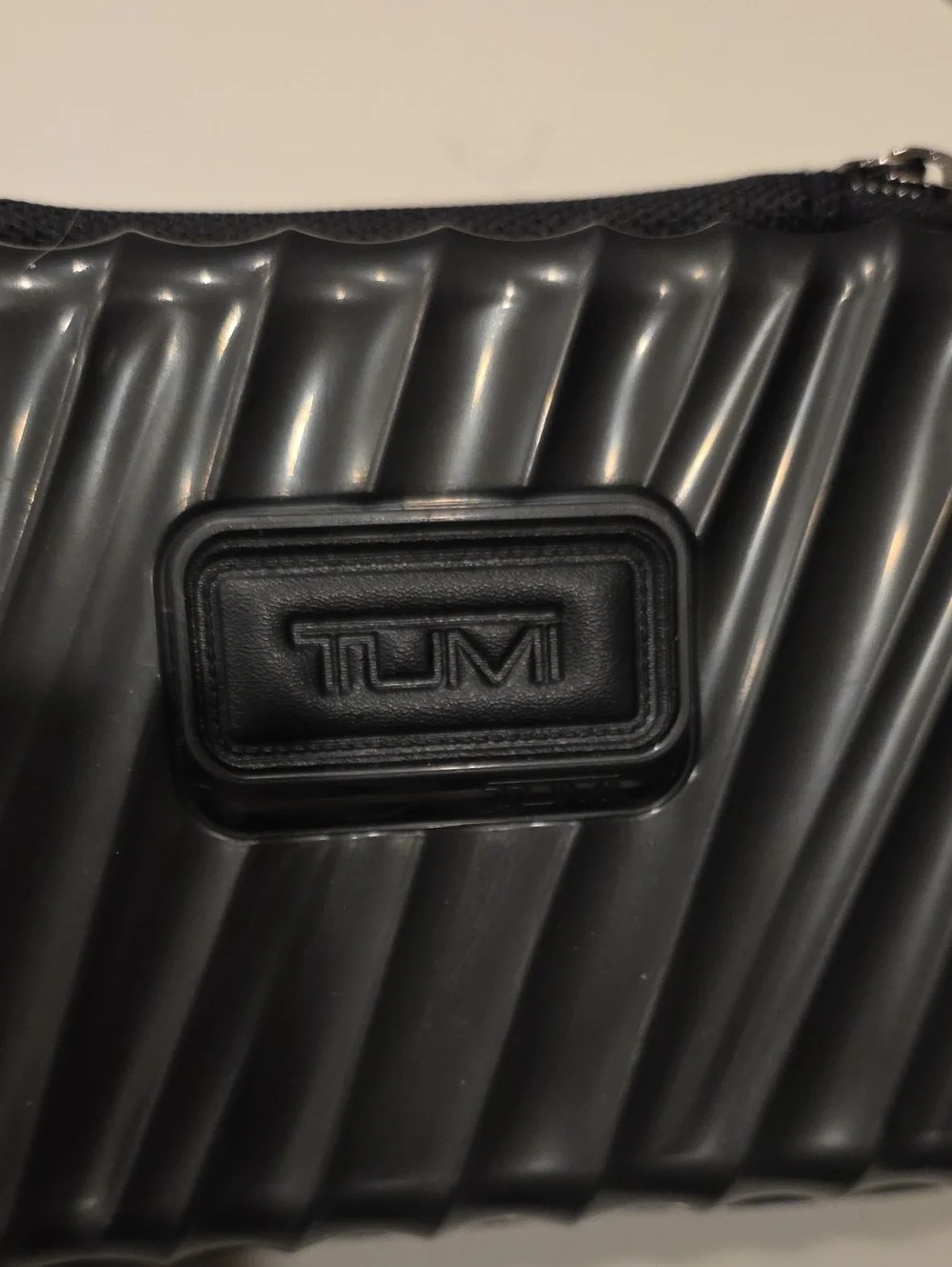 TUMI For Delta Black Hard Shell Cosmetic Toiletries Zip Travel Case